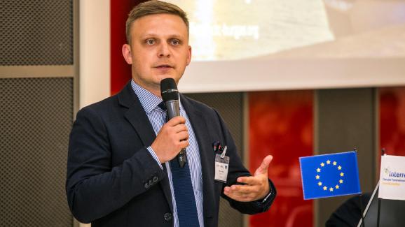 “Бъдещето на конкурентоспособността и ролята на клъстерите в трансформацията на регионите”