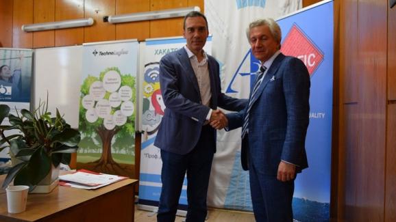 ИКТ Клъстер Бургас подкрепи младите таланти на Хакатон 2018 Бургас