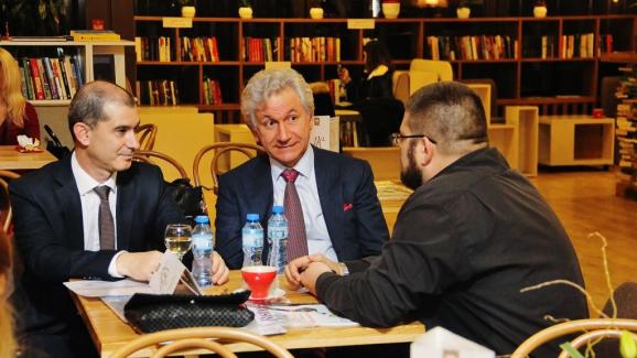 Хакатон Бургас победител в тазгодишното издание на класацията „Новатори в образованието“ 2017
